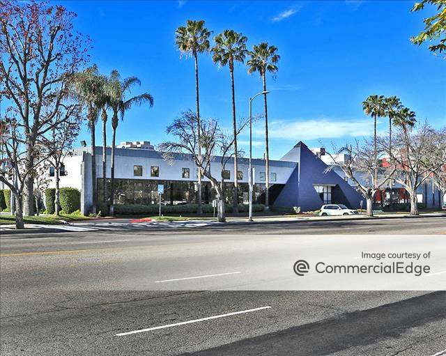 6109 De Soto Avenue, Woodland Hills, CA Office Space